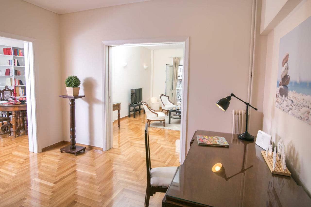 Magnificent Luxury Retrostyle Flat Acropolis View Apartment Атина Екстериор снимка